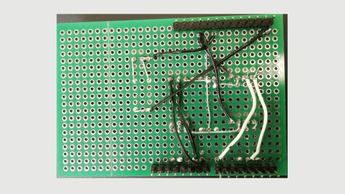 Fig.5　Arduino基盤(裏面)